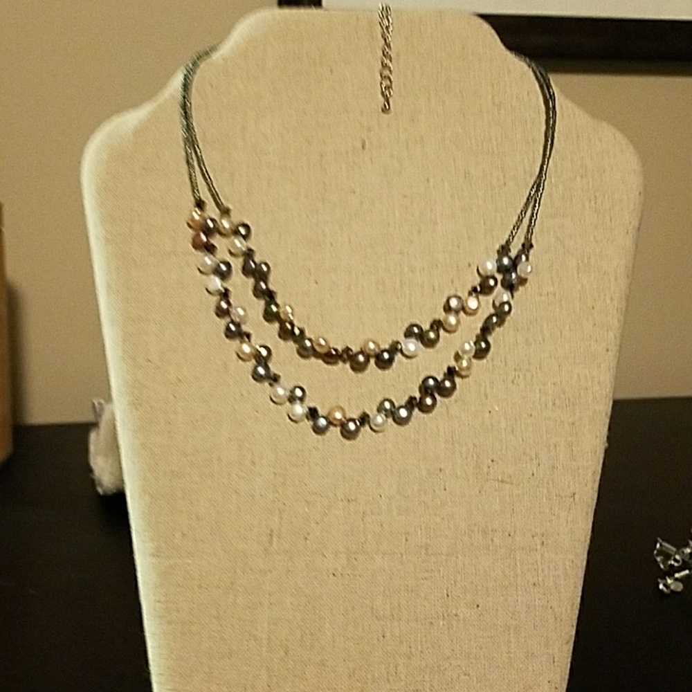 Lia sophia pearl necklace